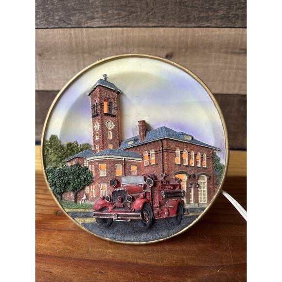 Vintage Lighted Plate Fire Station And Truck 7” - Picture 1 of 7